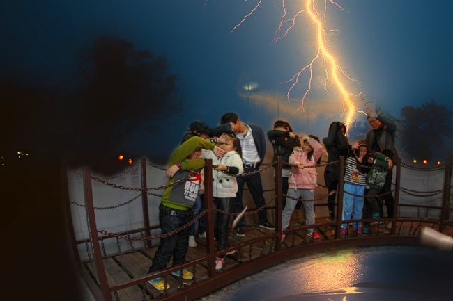 淺談科技館設(shè)計(jì)理念和建館模式